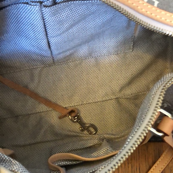 DOONEY and BURKE SHOULDER BAG - Picture 6 of 8